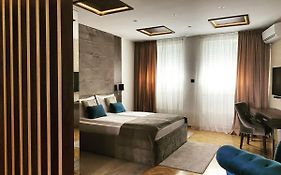Aria Royal Apartment